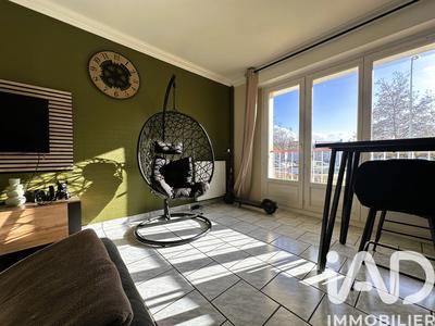 Appartement - 65 m² - 4 pièces