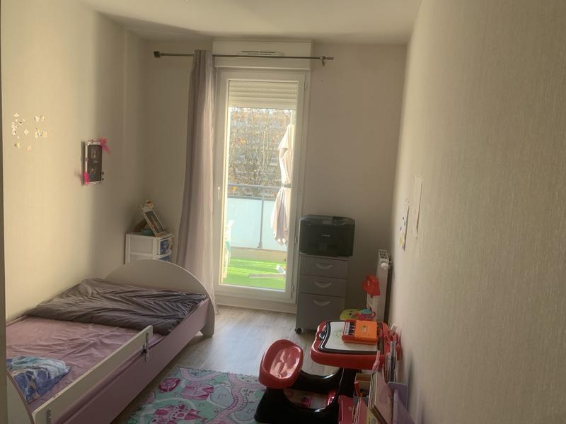 Appartement - 79 m² - 5 pièces