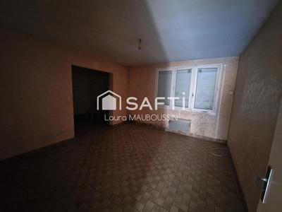 Maison - 99 m² - 7 pièces