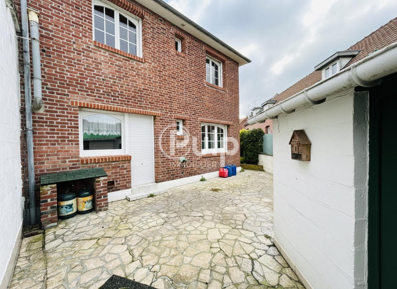 Maison - 70 m² - 5 pièces