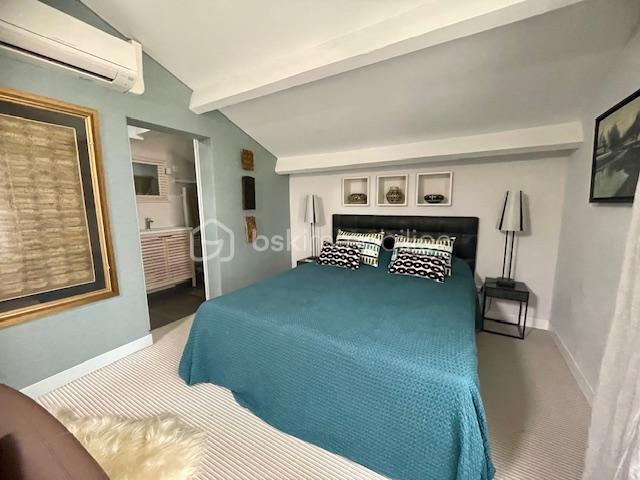 Villa - 185 m² - 6 pièces