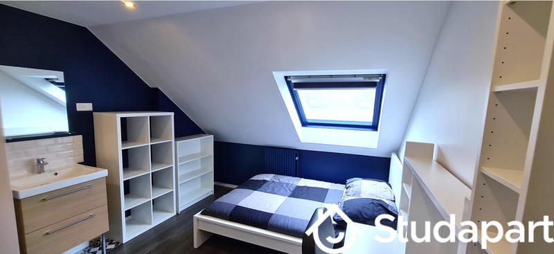 Chambre - 13 m² - 1 pièce