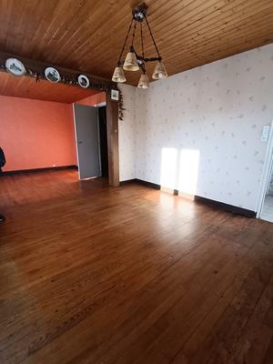 Maison - 76 m² - 5 pièces