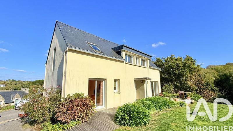 Maison - 215 m² - 7 pièces