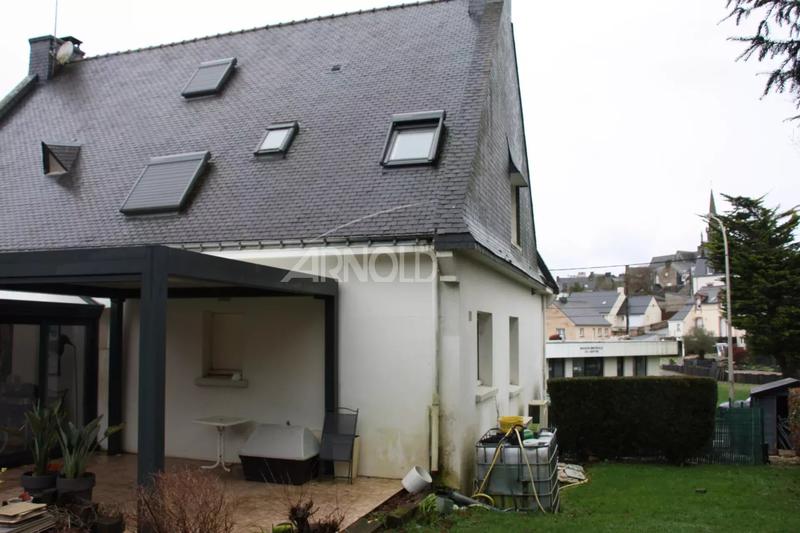 Maison - 168 m² - 7 pièces