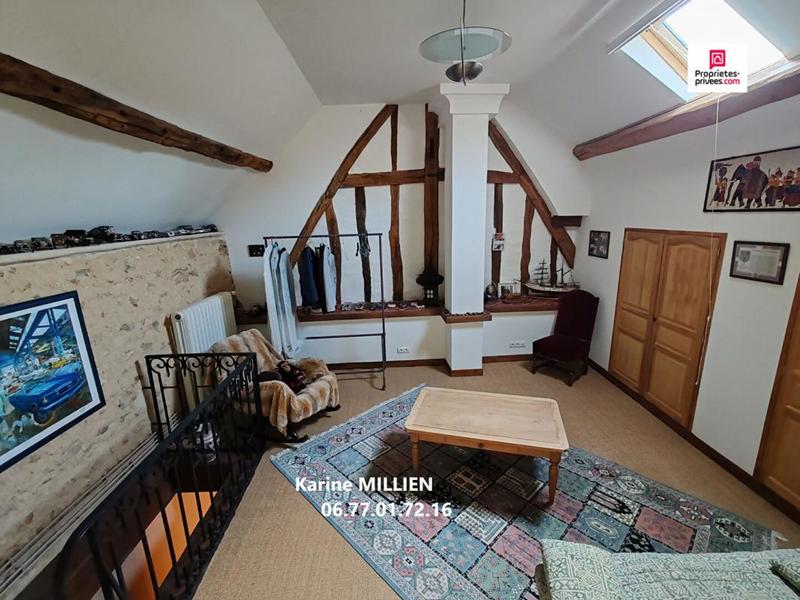 Maison - 216 m² - 7 pièces