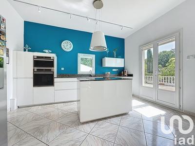 Maison - 170 m² - 8 pièces