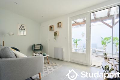 Chambre - 12 m² - 1 pièce