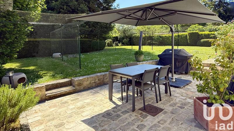 Maison - 196 m² - 7 pièces