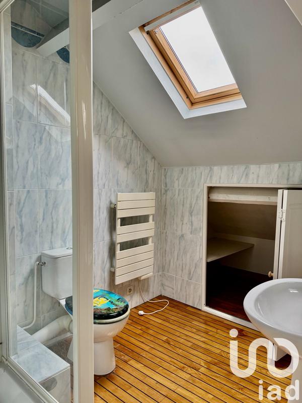 Maison - 200 m² - 7 pièces