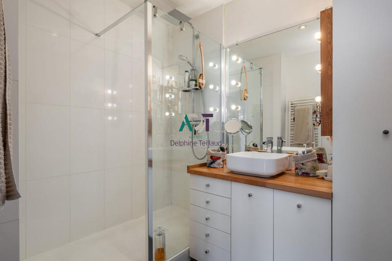 Maison - 164 m² - 7 pièces