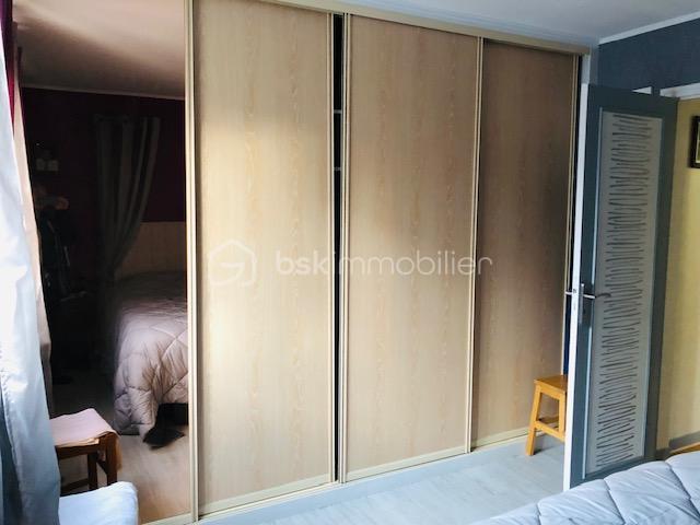 Appartement - 94 m² - 5 pièces