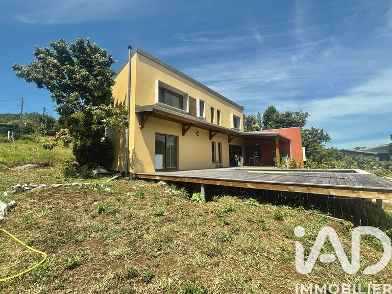 Maison de maîtres - 140 m² - 4 pièces