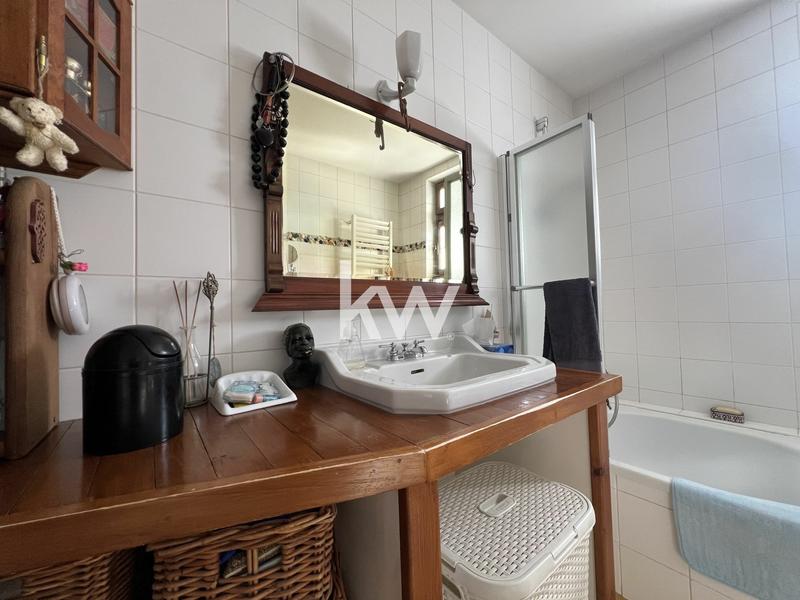 Maison de maîtres - 355 m² - 9 pièces