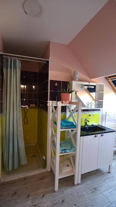 Maison - 295 m² - 11 pièces