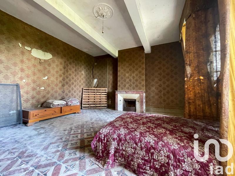 Maison - 200 m² - 6 pièces