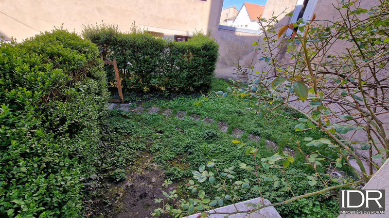 Maison - 104 m² - 4 pièces