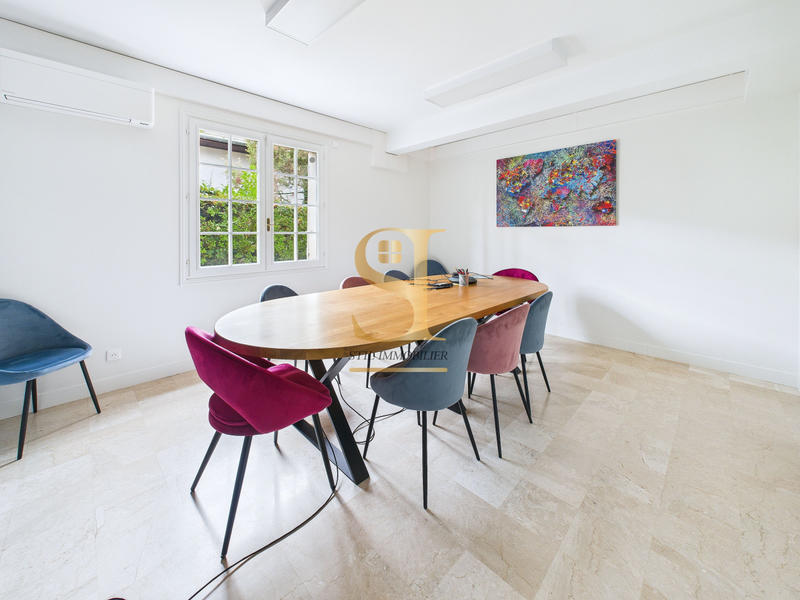 Maison - 175 m² - 7 pièces