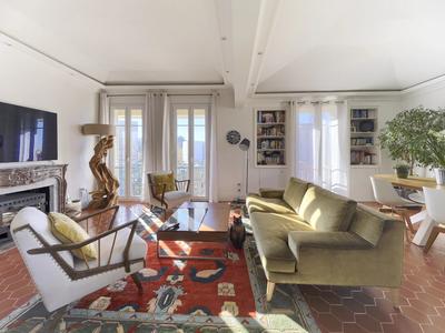 Appartement - 101 m² - 4 pièces