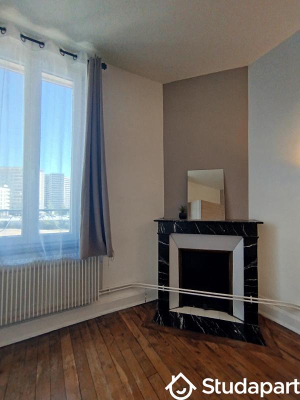 Chambre - 9 m² - 1 pièce