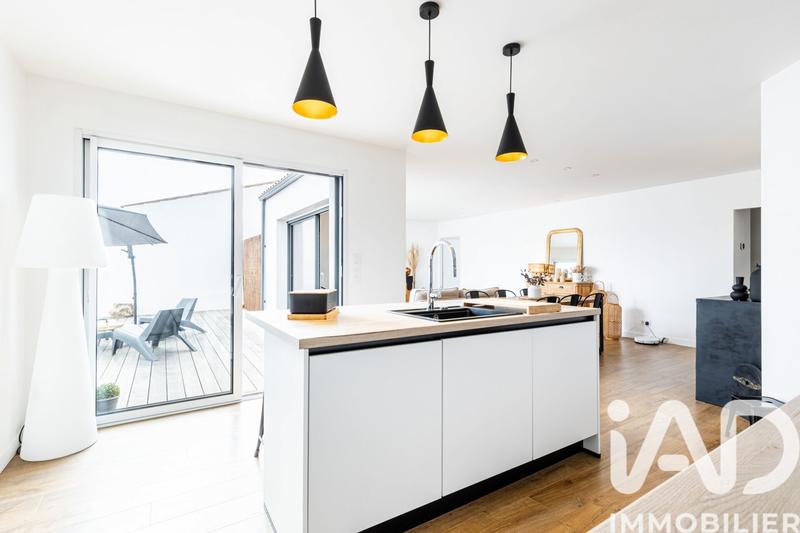 Maison - 120 m² - 5 pièces