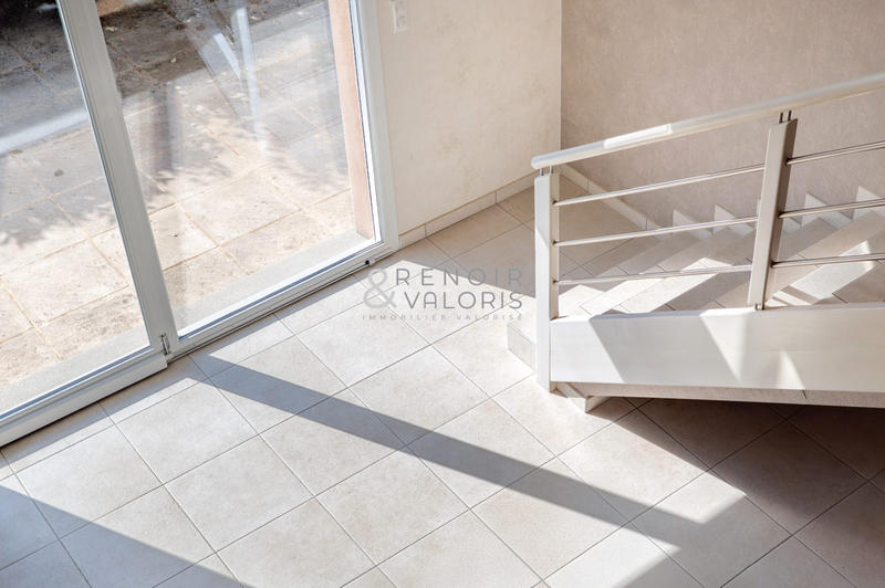 Maison - 270 m² - 7 pièces