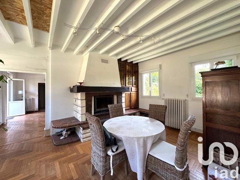 Maison - 180 m² - 5 pièces