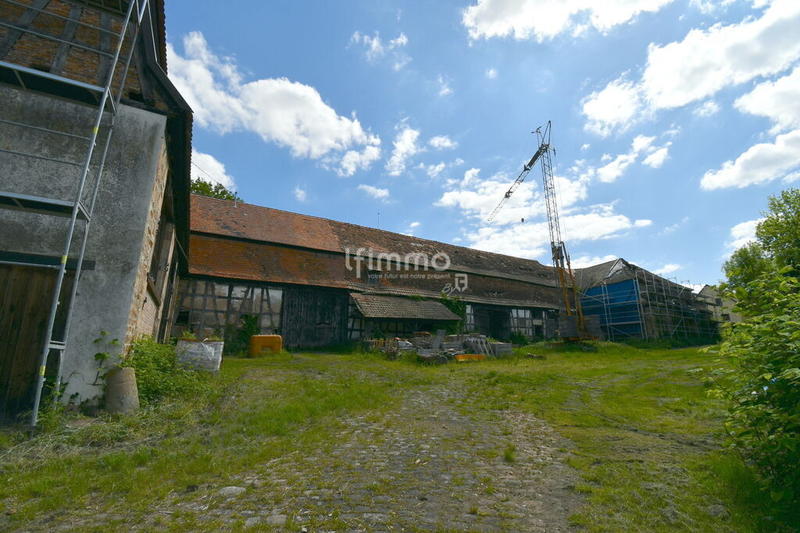 Immeuble - 3 305 m² - 40 pièces