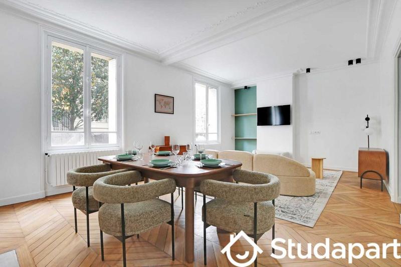 Appartement - 90 m² - 5 pièces