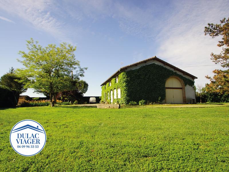 Viager - Maison ancienne - 243 m² - 7 pièces