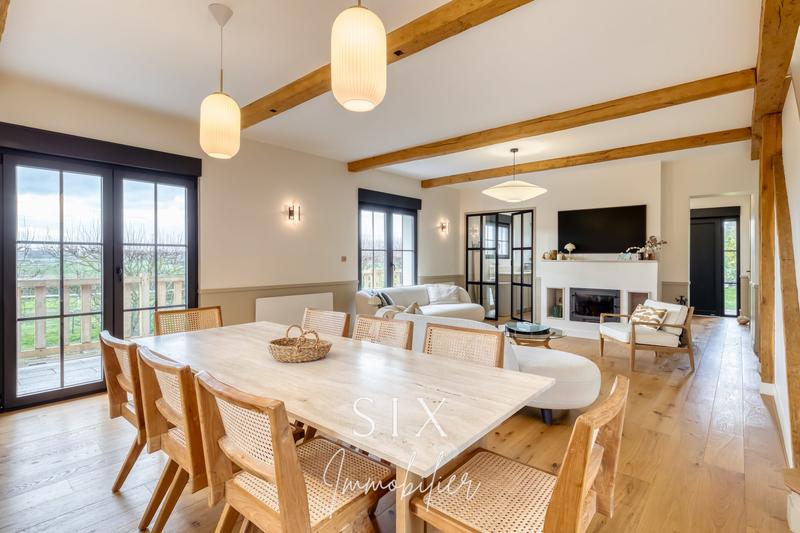 Maison - 163 m² - 7 pièces