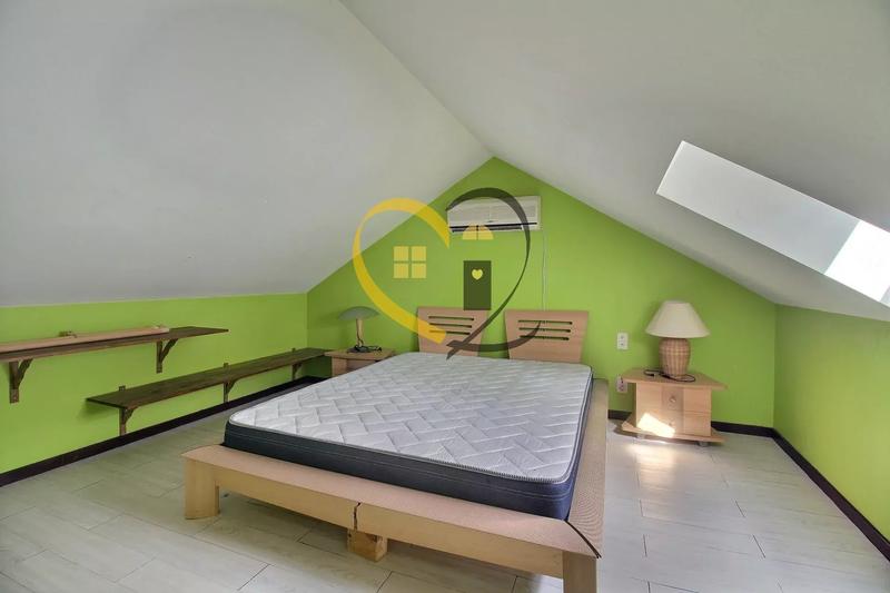 Maison - 95 m² - 6 pièces