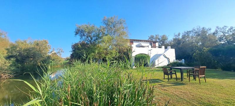 Propriété - 270 m² - 12 pièces