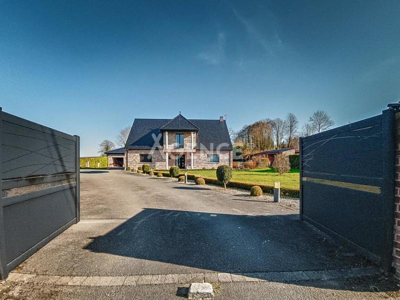 Propriété - 200 m² - 5 pièces