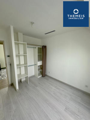 Maison - 81 m² - 5 pièces