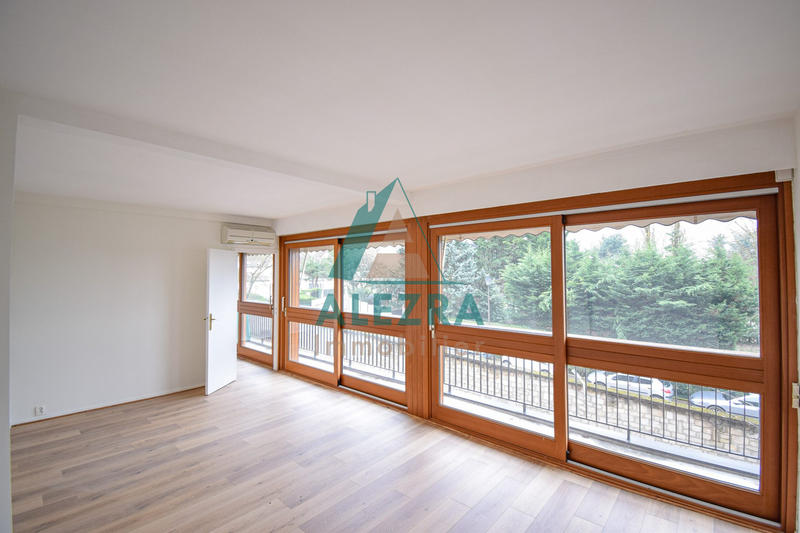 Appartement - 109 m² - 6 pièces