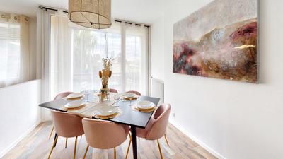 Appartement - 100 m² - 6 pièces