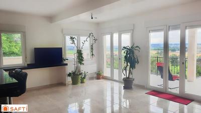 Maison - 170 m² - 7 pièces