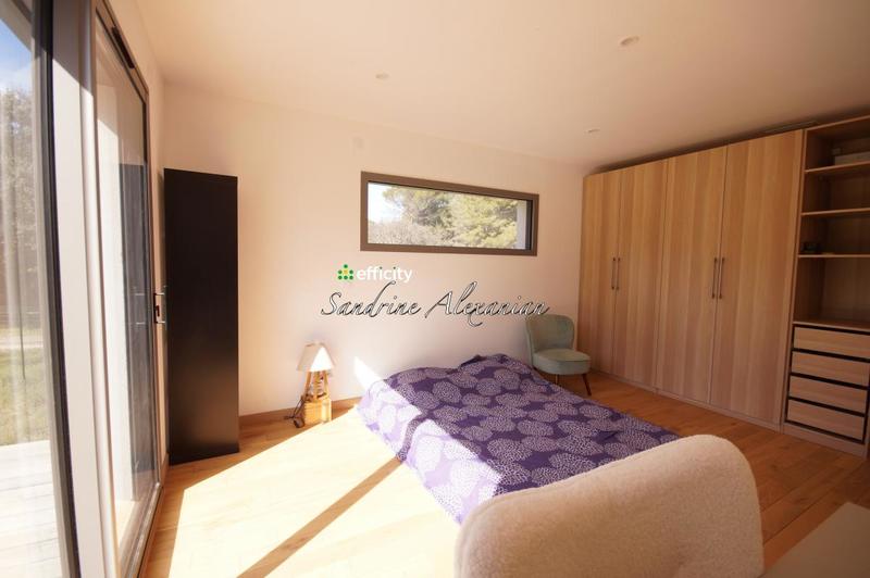 Maison - 155 m² - 6 pièces