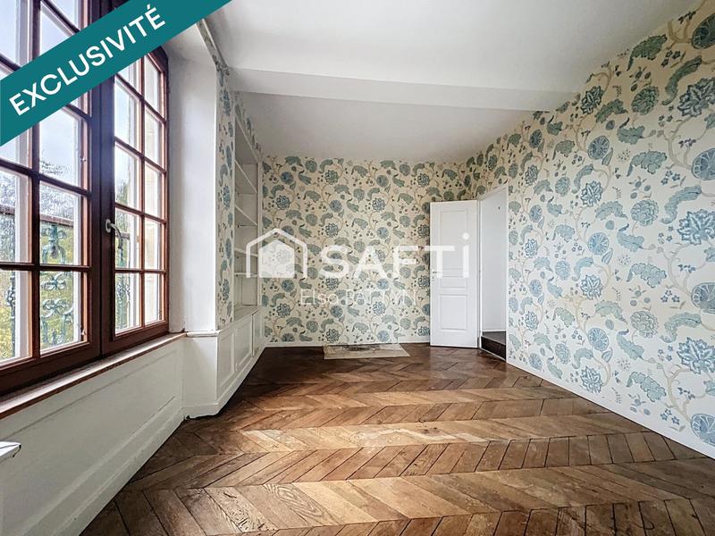 Maison de maîtres - 367 m² - 11 pièces