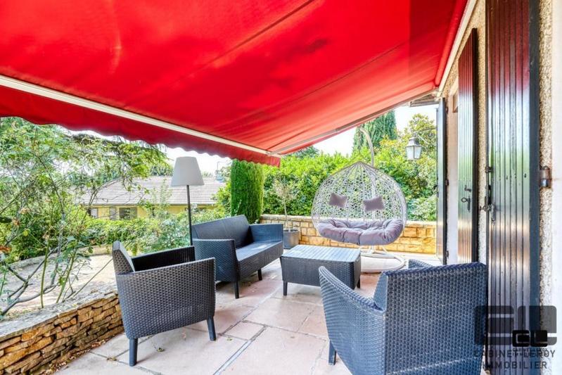 Propriété - 358 m² - 8 pièces