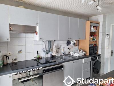 Chambre - 15 m² - 1 pièce