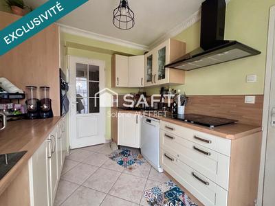 Maison - 96 m² - 4 pièces