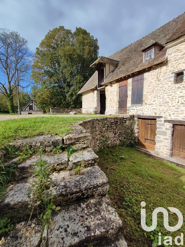 Maison - 200 m² - 6 pièces