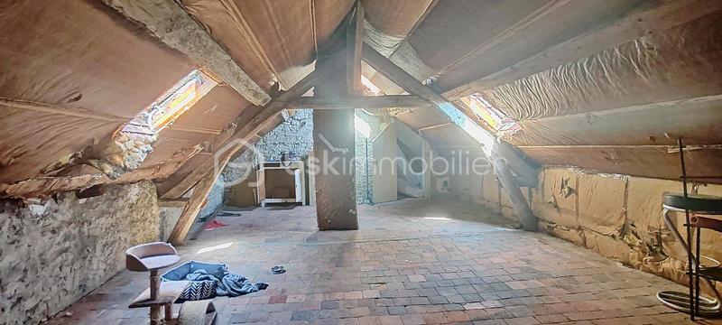 Immeuble - 198 m² - 8 pièces