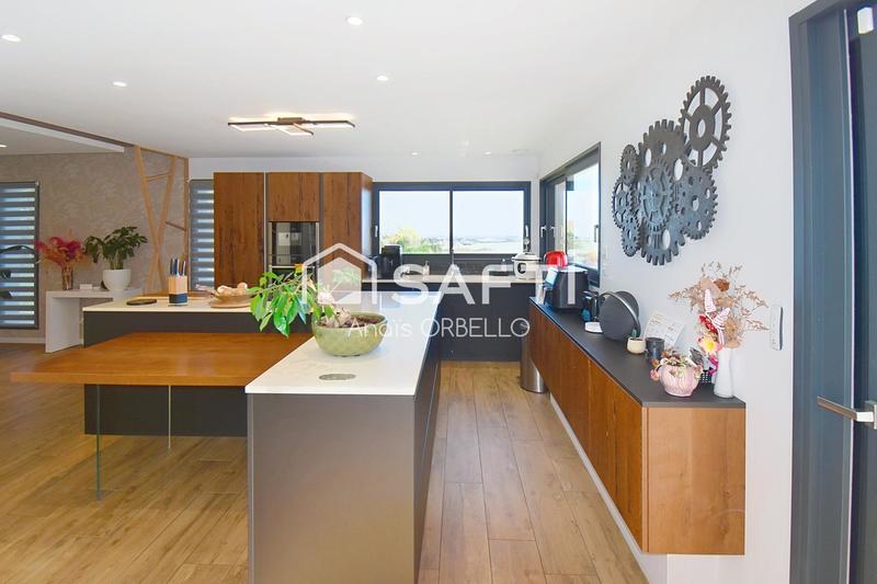 Maison - 150 m² - 5 pièces