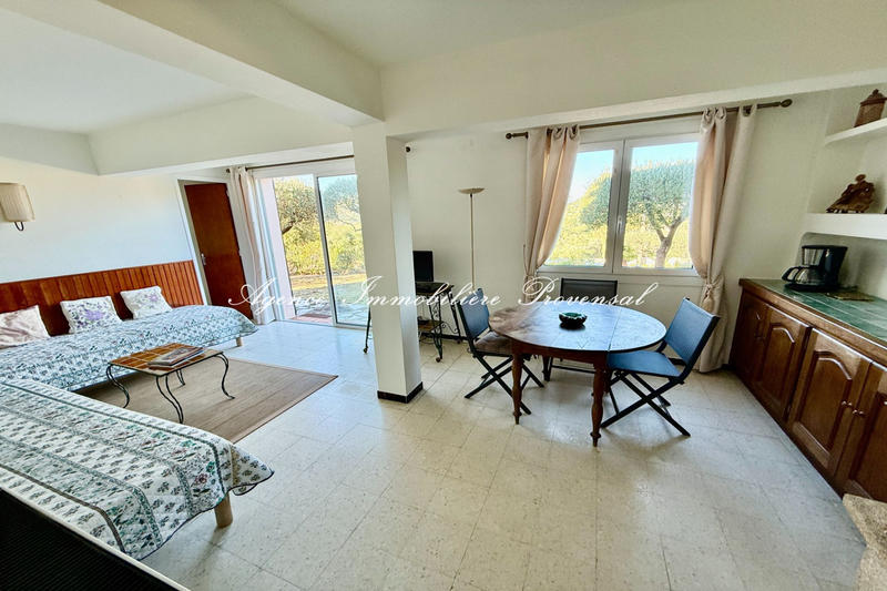 Maison - 168 m² - 2 pièces