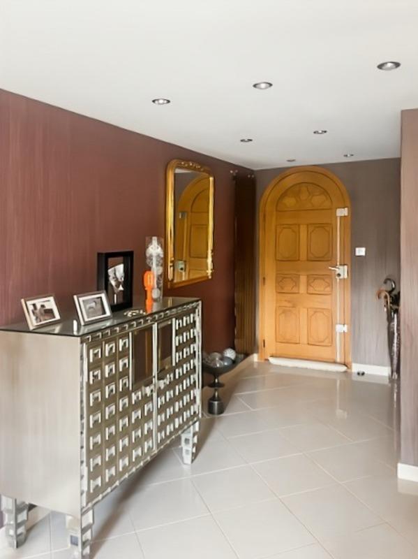 Maison - 290 m² - 7 pièces