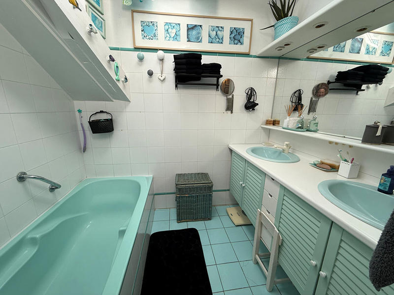 Maison - 187 m² - 6 pièces