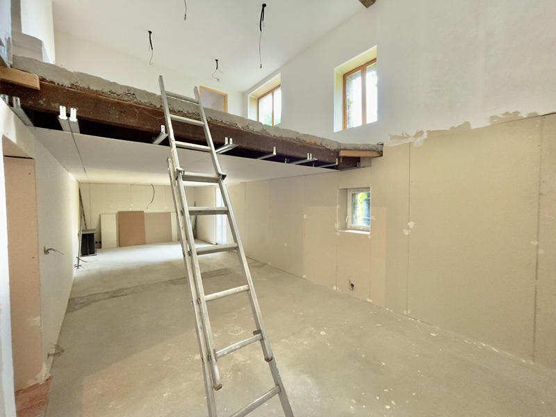 Maison - 230 m² - 5 pièces